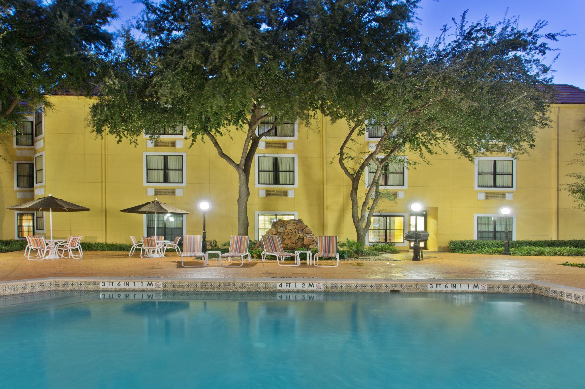 Holiday Inn Express Hotel & Suites Irving Dfw Airport North By Ihg Extérieur photo